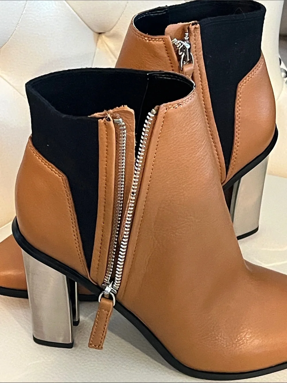 Aldo Tan Leather Ankle Booties with Silver Block Heel Size 8 EYE CATCHING LUXURY
